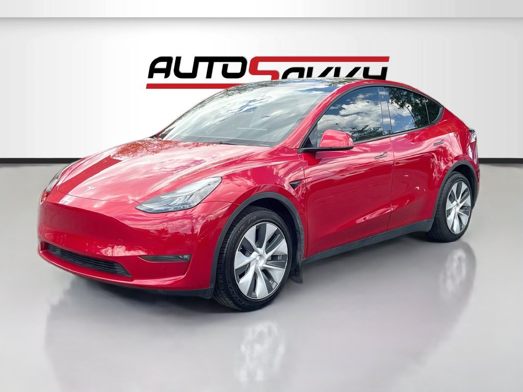 Used 2023 Tesla Model Y Long Range AWD/4WD image 3