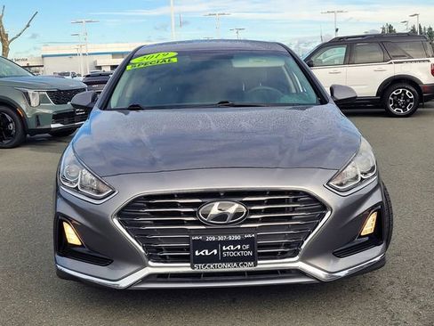 Used 2019 Hyundai Sonata SE image 2