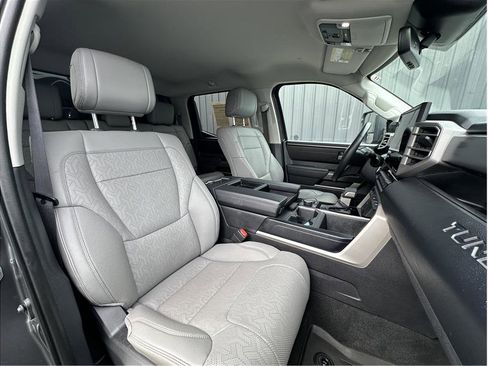 Used 2024 Toyota Tundra SR5 image 15