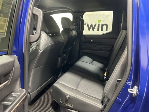 Used 2024 Toyota Tacoma Limited w/ Limited Package (LT) image 19