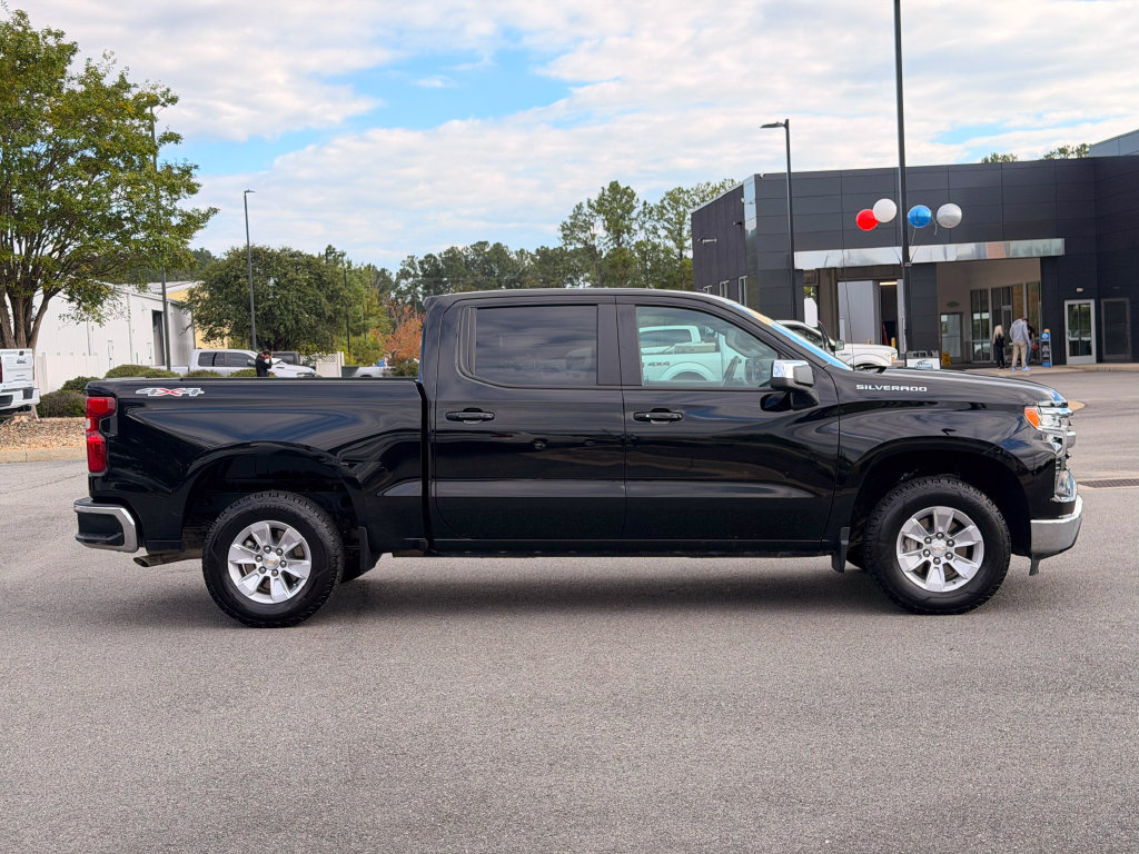 Used 2026 Chevrolet Silverado 1500 LT AWD/4WD image 8