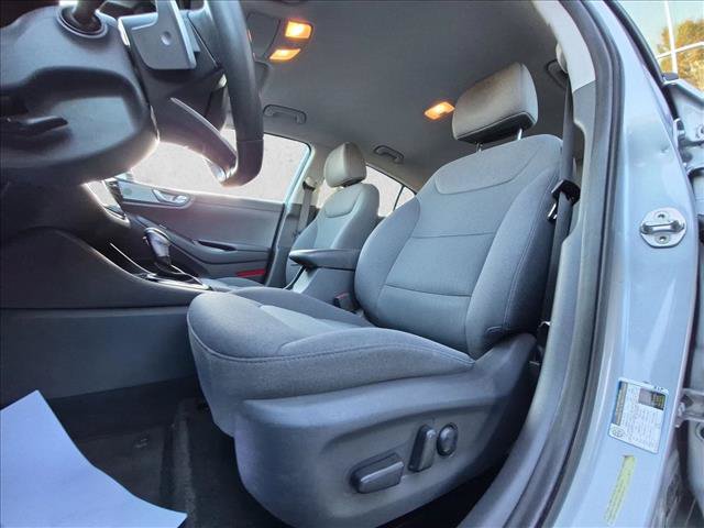 Used 2022 Hyundai Ioniq SEL FWD image 14