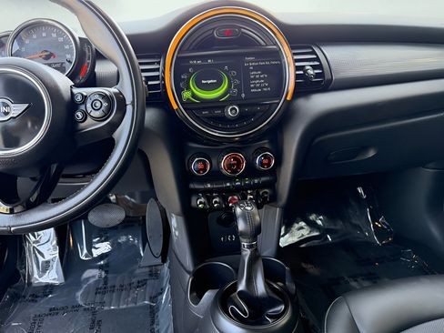 Used 2018 MINI Cooper 2-Door Hardtop FWD image 35