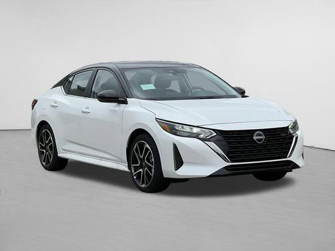 New 2025 Nissan Sentra SR FWD image 1