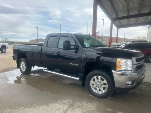 Used 2011 Chevrolet Silverado 3500 LTZ image 10