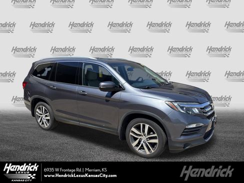 Used 2016 Honda Pilot Elite image 1