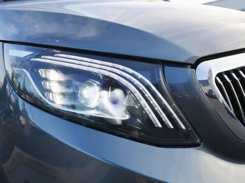 Used 2022 Mercedes-Benz Metris Passenger image 18