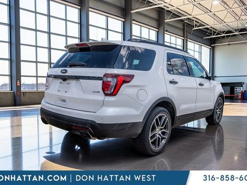 Used 2016 Ford Explorer Sport w/ Equipment Group 401A AWD/4WD image 36