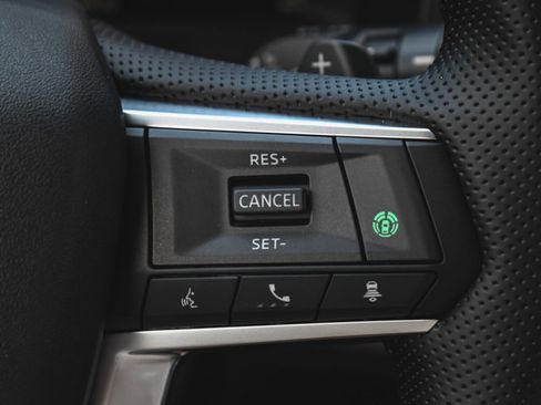 New 2025 Mitsubishi Outlander SE image 24