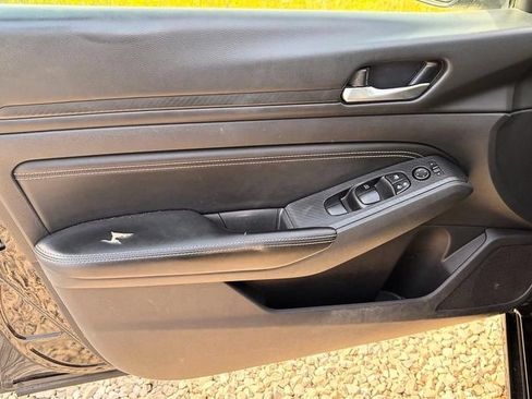 Used 2019 Nissan Altima 2.5 S FWD image 7