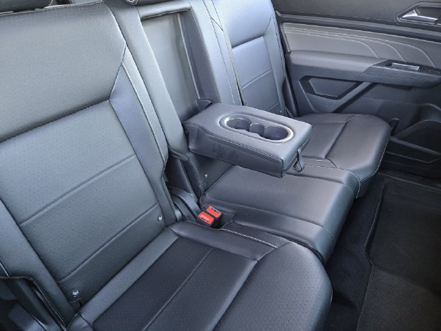 Used 2021 Volkswagen Atlas SE w/ Panoramic Sunroof Package AWD/4WD image 29