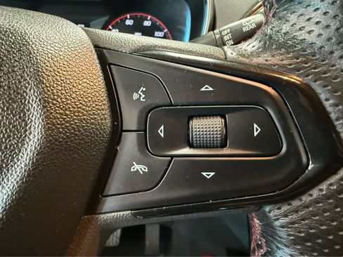 Used 2022 Chevrolet TrailBlazer RS w/ Convenience Package AWD/4WD image 16