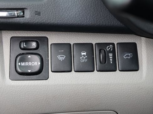 Used 2013 Toyota Highlander Limited image 14