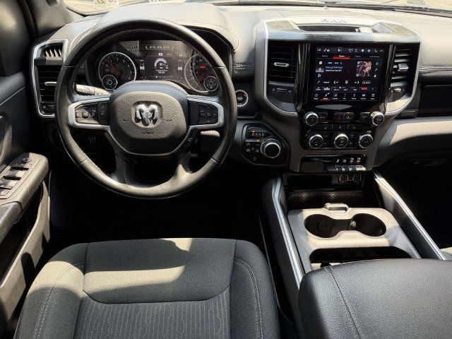 Used 2022 RAM 1500 Big Horn AWD/4WD image 4