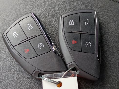 New 2024 Chevrolet Colorado LT w/ LT Convenience Package II image 30