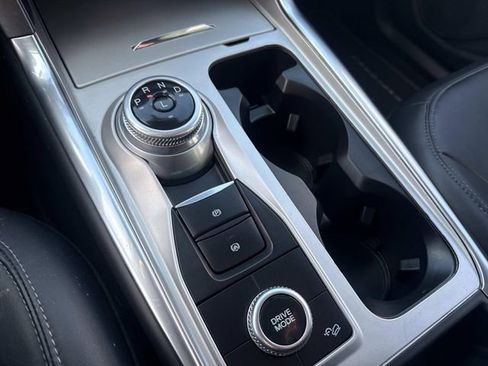 Certified 2022 Ford Explorer XLT w/ Equipment Group 202A image 32