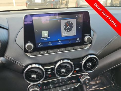 Used 2025 Nissan Sentra SV w/ All-Weather Package FWD image 9