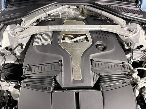 Used 2023 Aston Martin DBX AWD/4WD image 28