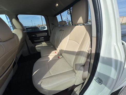 Used 2017 RAM 1500 Laramie AWD/4WD image 33