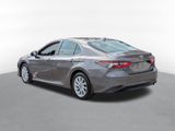 Used 2022 Toyota Camry LE image 4