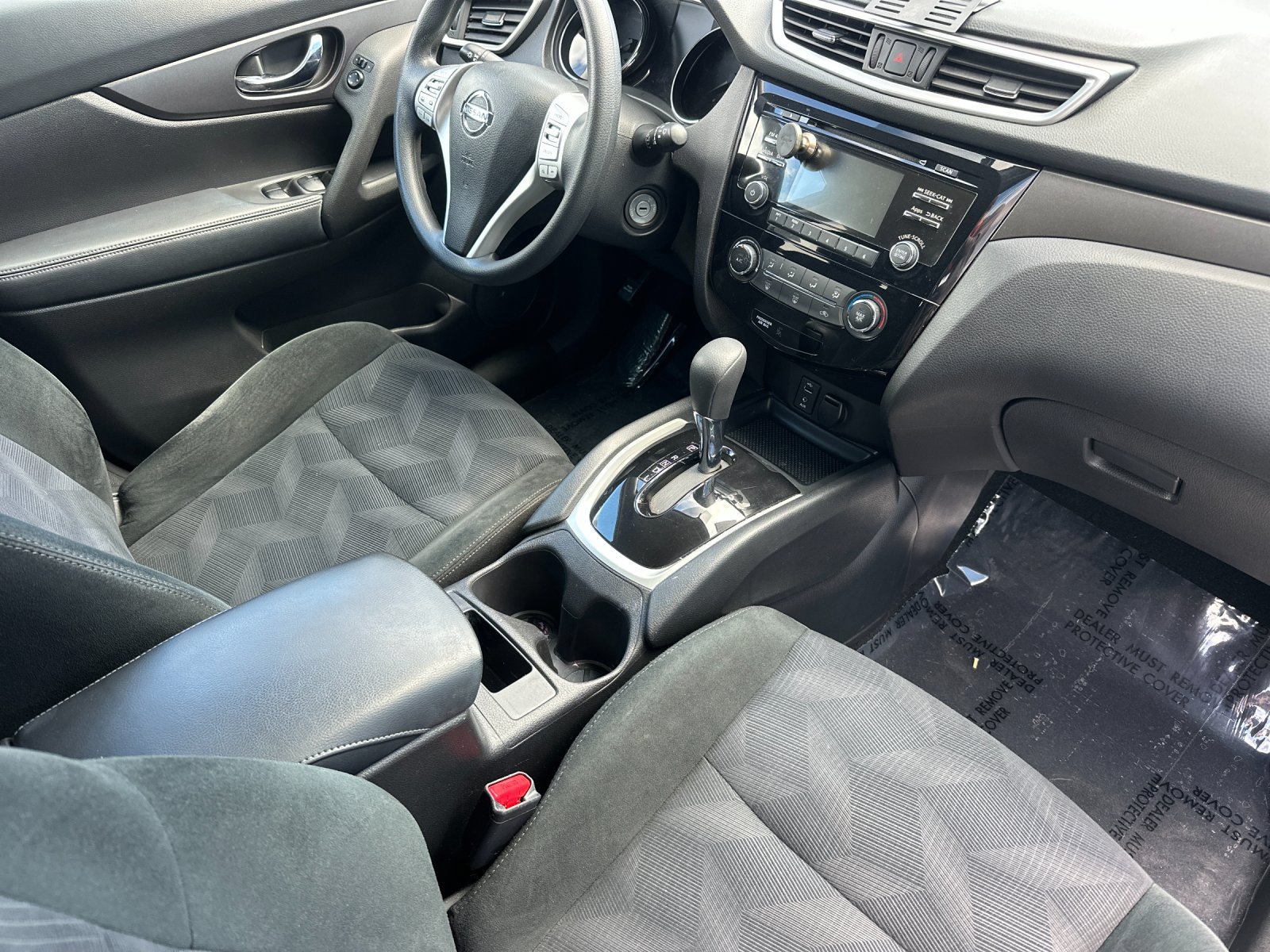 Used 2016 Nissan Rogue S w/ S Family Package FWD image 18