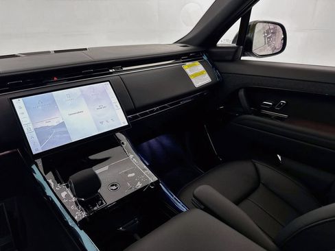 New 2026 Land Rover Range Rover Sport Dynamic SE AWD/4WD image 24