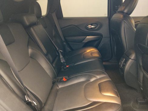 Used 2022 Jeep Cherokee Limited AWD/4WD image 19