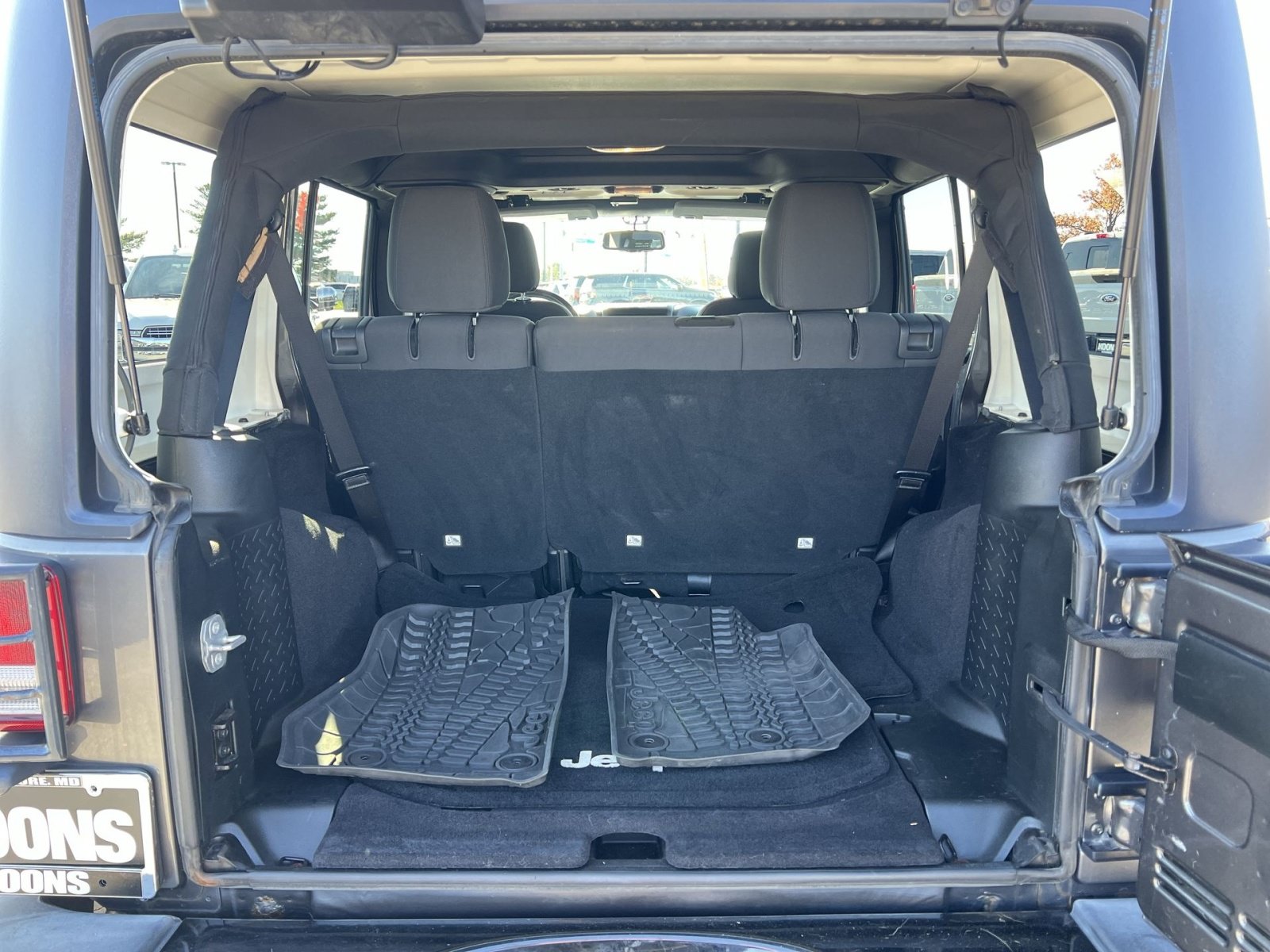 Used 2016 Jeep Wrangler Unlimited Sport AWD/4WD image 23