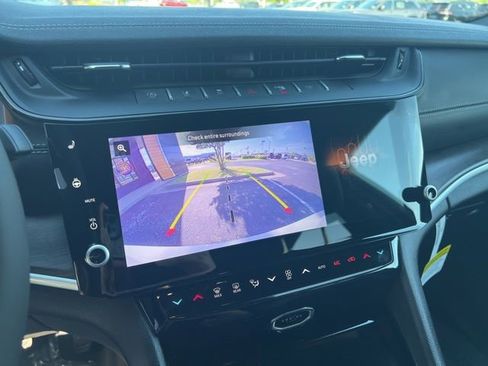 New 2026 Jeep Grand Cherokee Altitude RWD image 15