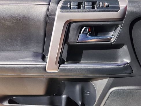 Used 2021 Toyota 4Runner SR5 AWD/4WD image 17