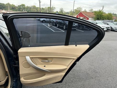 Used 2015 BMW 320i xDrive Sedan image 19