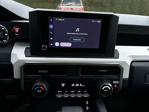 Used 2024 Toyota Tacoma TRD Off-Road image 24