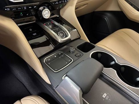 Used 2023 Acura MDX FWD w/ Technology Package image 17
