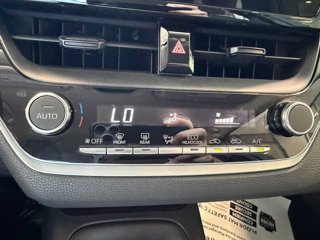 Certified 2024 Toyota Corolla LE FWD image 18