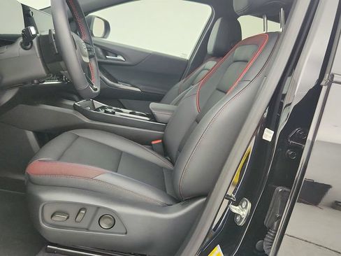 Certified 2026 Chevrolet Equinox RS FWD image 14