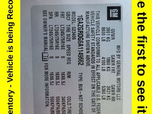 Used 2010 Chevrolet Express 2500 LT w/ LT Preferred Equipment Group RWD image 27