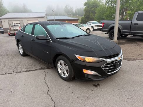 Used 2023 Chevrolet Malibu LS FWD image 7