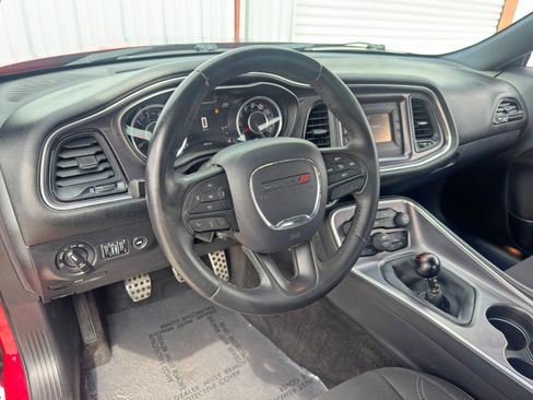 Used 2015 Dodge Challenger R/T w/ Quick Order Package 22B R/T image 12