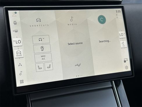 Used 2025 Land Rover Range Rover Velar S image 32