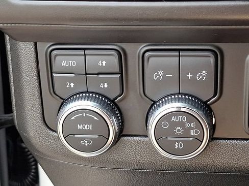 Used 2024 GMC Yukon Denali Ultimate AWD/4WD image 24