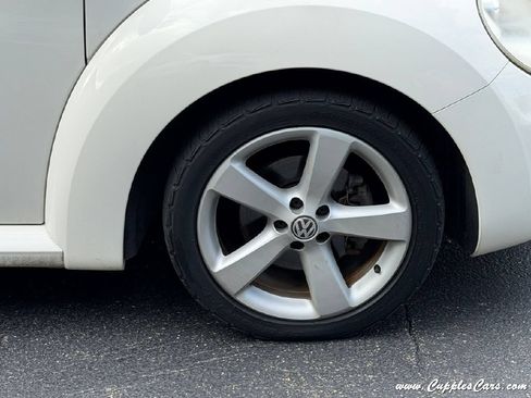 Used 2007 Volkswagen Beetle Triple White Edition FWD image 36