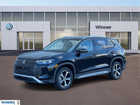 New 2025 Volkswagen Tiguan SE image 1