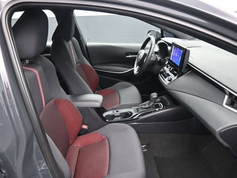Certified 2025 Toyota Corolla SE FWD image 24