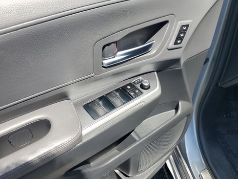 Certified 2023 Toyota Sienna XSE FWD image 23