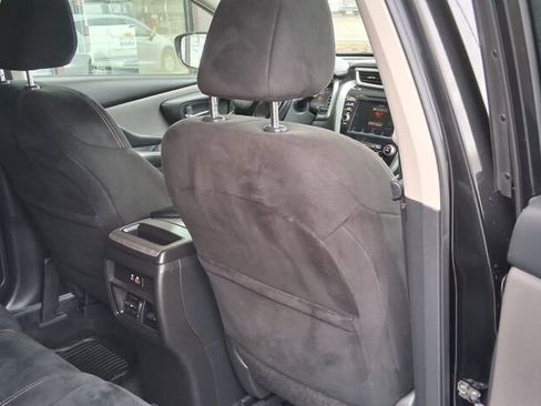 Used 2020 Nissan Murano SV image 10