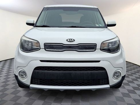 Used 2018 Kia Soul + FWD image 5