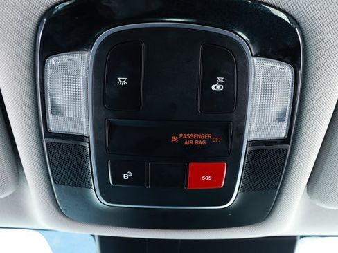 Used 2025 Hyundai Sonata SEL FWD image 18