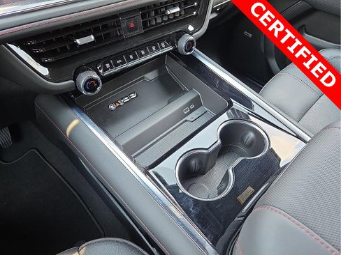 Used 2025 Chevrolet Suburban RST w/ RST Capability Package image 25