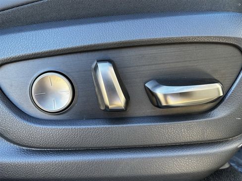 Used 2024 Lexus LX 600 4WD w/ Luxury Package image 26