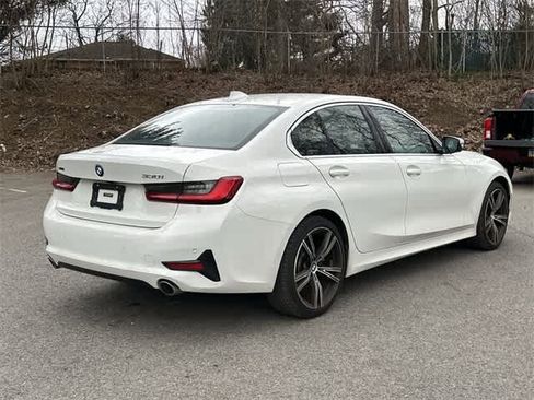 Used 2020 BMW 330i xDrive Sedan w/ Premium Package image 31